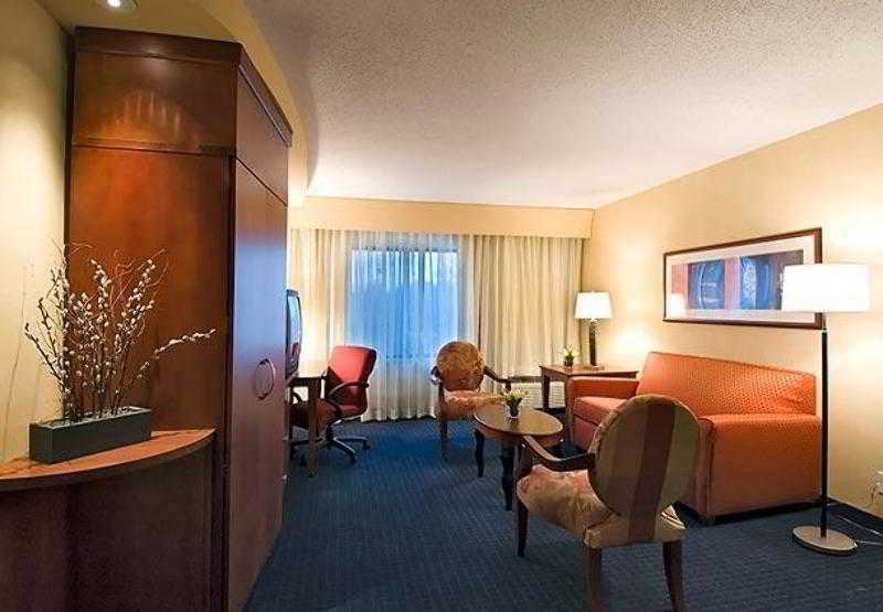 Hotel Courtyard Hartford Farmington Exterior foto